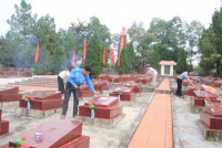 Trường Đại học Sao Đỏ với các hoạt động đền ơn đáp nghĩa  ngày 27/7