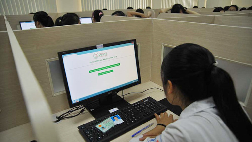 Tưởng T8 1