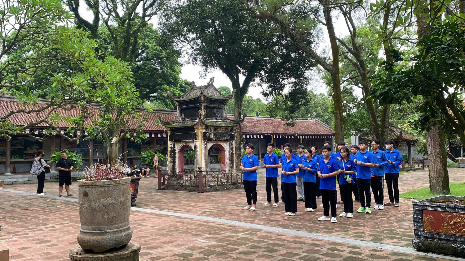 Một số hình ảnh Sinh viên Trường Đại học Sao Đỏ